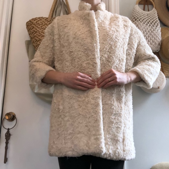 URBAN OUTFITTERS TEDDY COAT - Picture 4 of 15